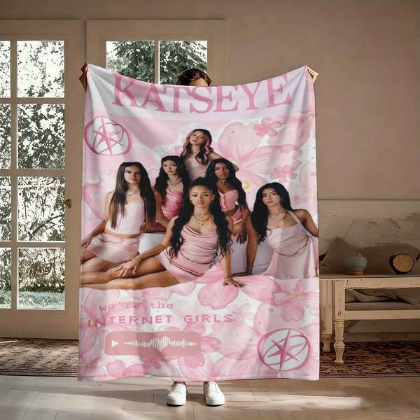 1PC KATSEYE Y2K Photo Collage Flannel Throw Blanket 50"X60" (Multiple Sizes) - Scrapbook Style Fan Art With Member Portraits & Names, Tapestry Wall Hanging,Perfect KATSEEY Fan Gift, Room Decor, Perfect For Sofa, Bed, Office -280gsm