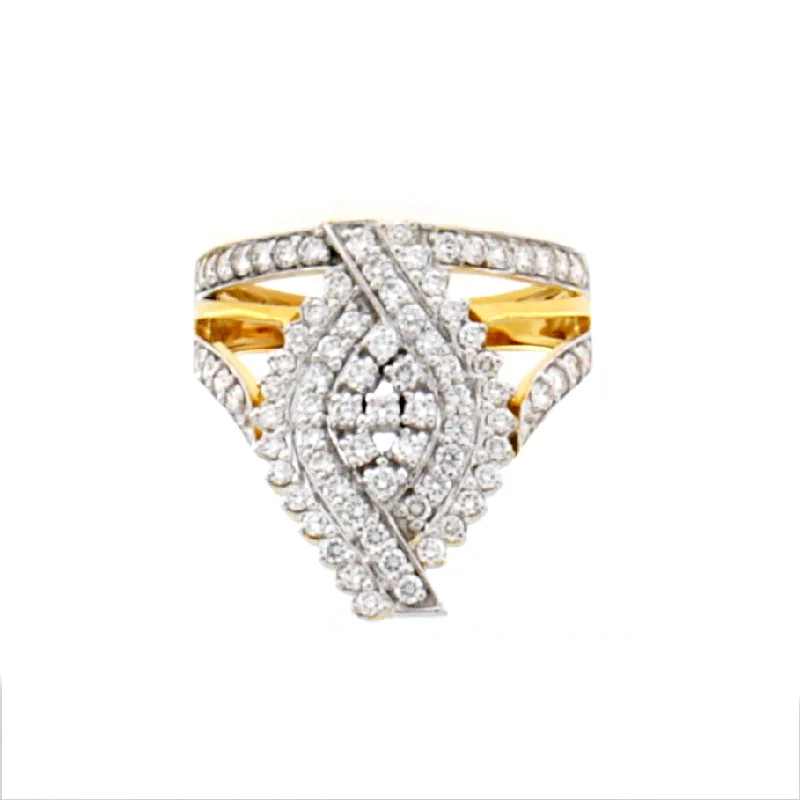 Princess - Cut Women's Diamond Rings in White Gold with a High - Clarity Diamond for a Modern Look18K YG Cluster Diamond Ring-1pc