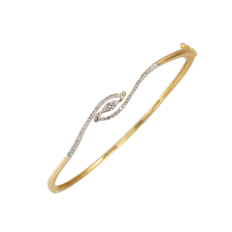 Adjustable Women's Diamond Rings with a Flexible Band for a Comfortable and Custom Fit18KT (750) Yellow Gold And Diamond Bangle For Women