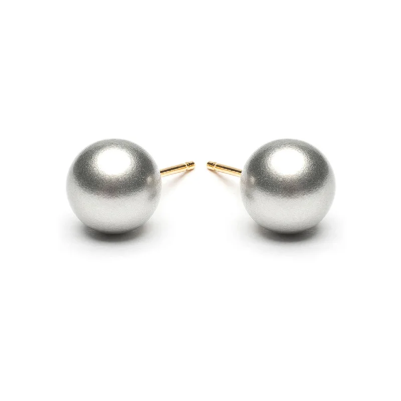 Glow - in - the - Dark Star Stud Earrings for a Mysterious and Night - Time - Friendly AccessoryGold Plated 8 mm Gray Pearl Stud Earrings