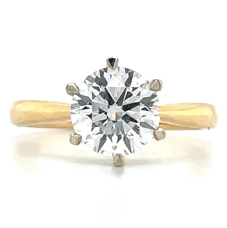 Signature - Design Engagement Rings with a Brand - Exclusive Pattern and Premium DiamondsAddie - 18ct Yellow Gold 1.71ct Six Claw Laboratory Grown Solitaire Diamond Engagement Ring